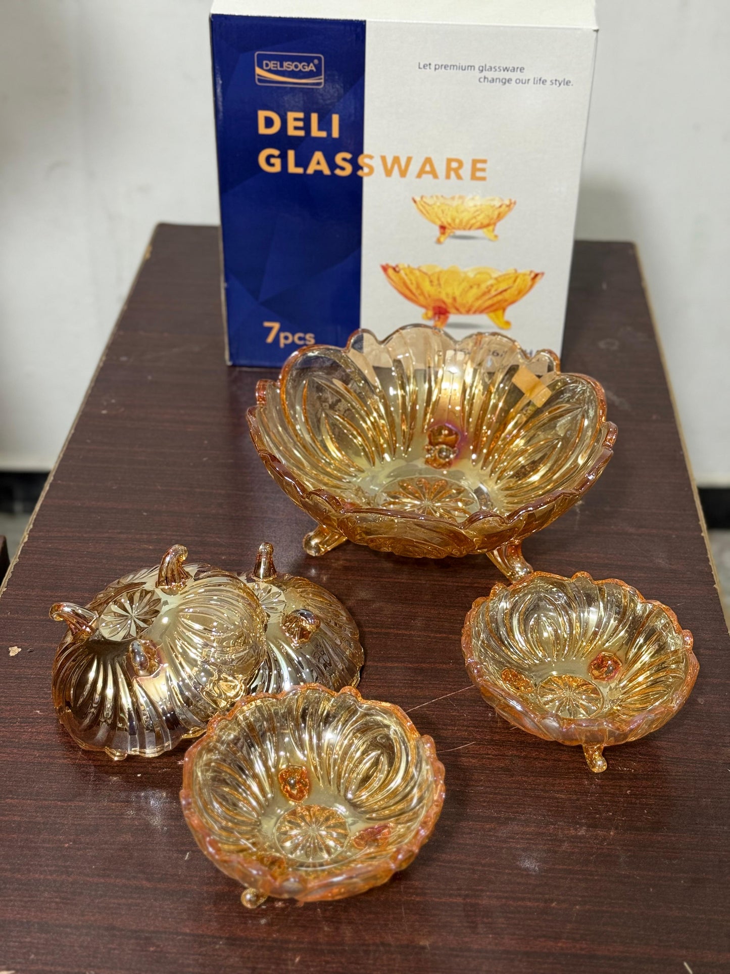 Kitchen Krown 7-Piece Glass Golden Bowl Set